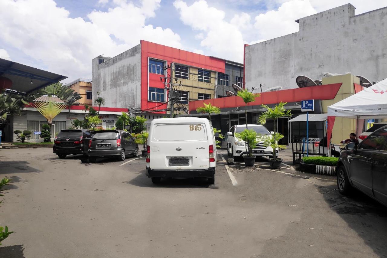 Urbanview Os Residence Medan By Reddoorz Kültér fotó