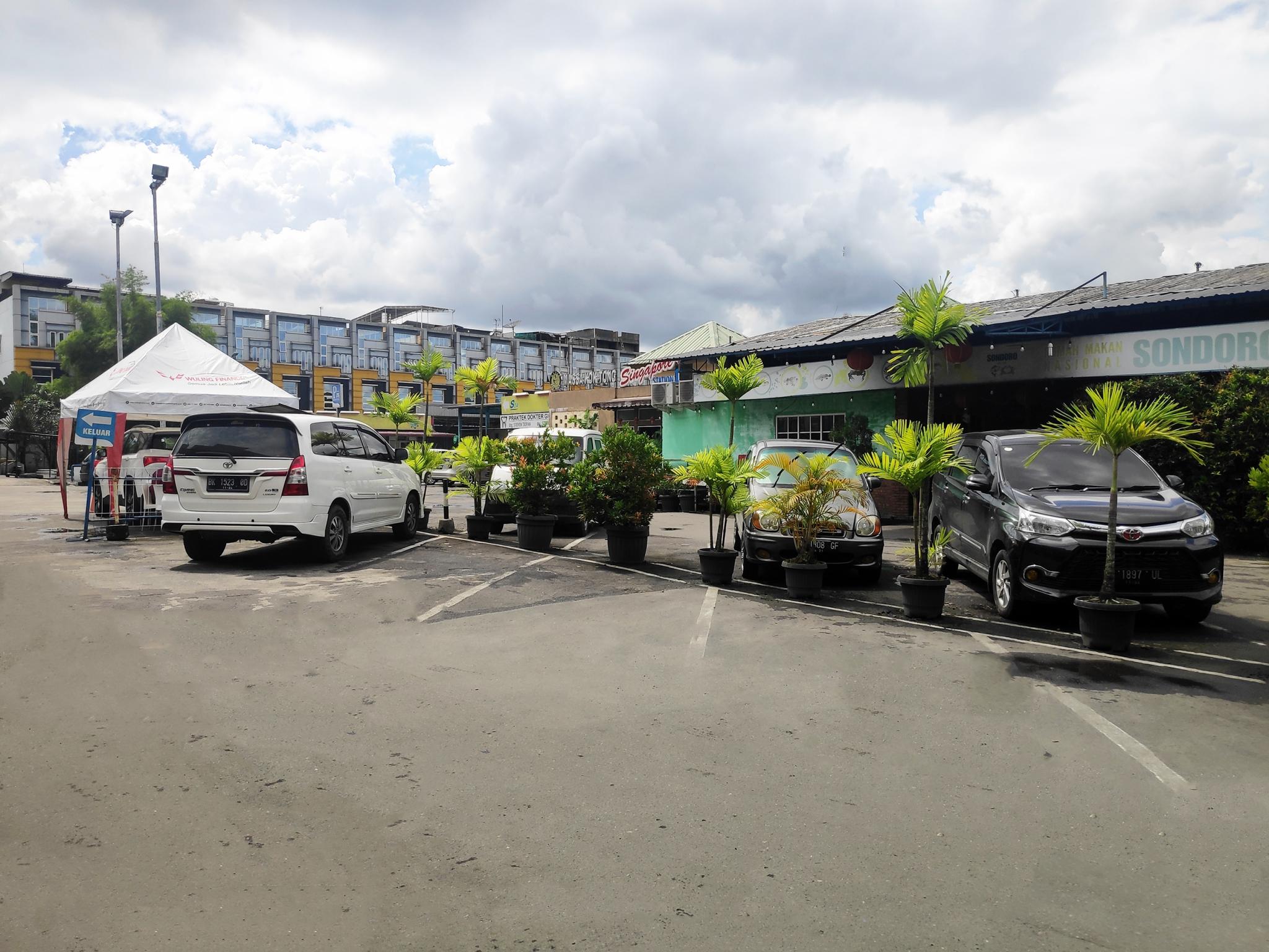 Urbanview Os Residence Medan By Reddoorz Kültér fotó